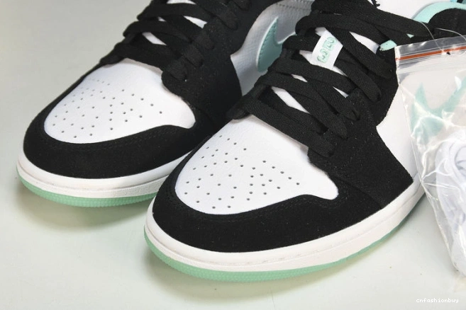 1 Jordan CQ9828-131 Low Green Air Island 0720